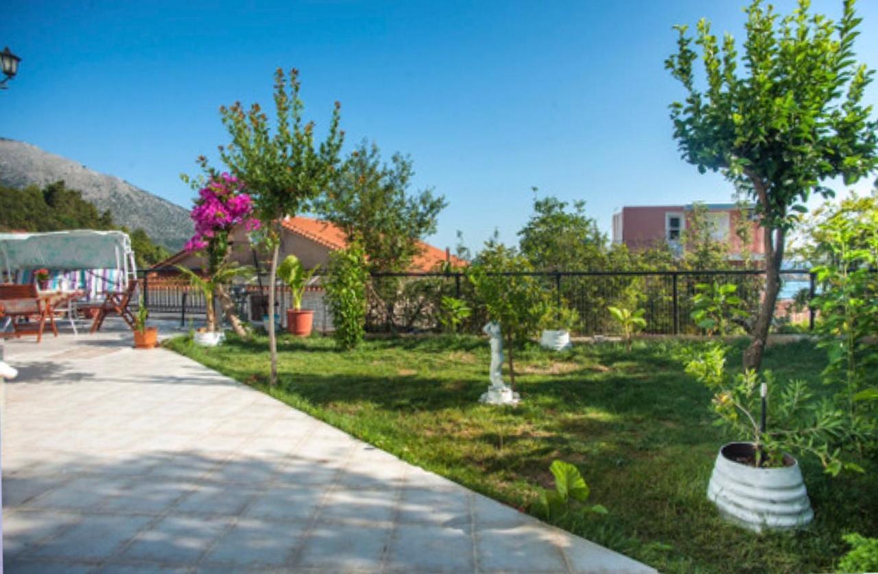 Fernanda'S Traditional 2 Floor House Villa Poros  Bagian luar foto